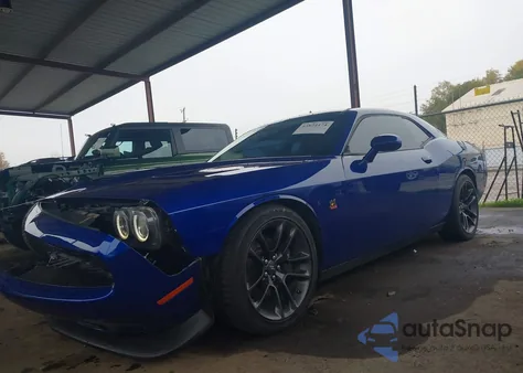 2021 Dodge Challenger R/T Scat Pack z USA, uszkodzony, nr VIN 2C3CDZFJ4MH665026